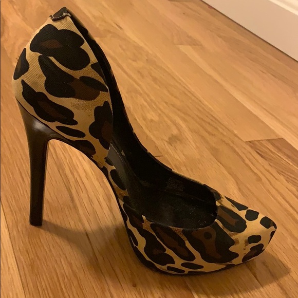 Jessica Simpson Leopard Heels - Picture 5 of 6
